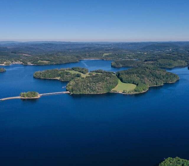 Que faire à La Celle Dunoise ? Nature & vallée des peintres vassivière